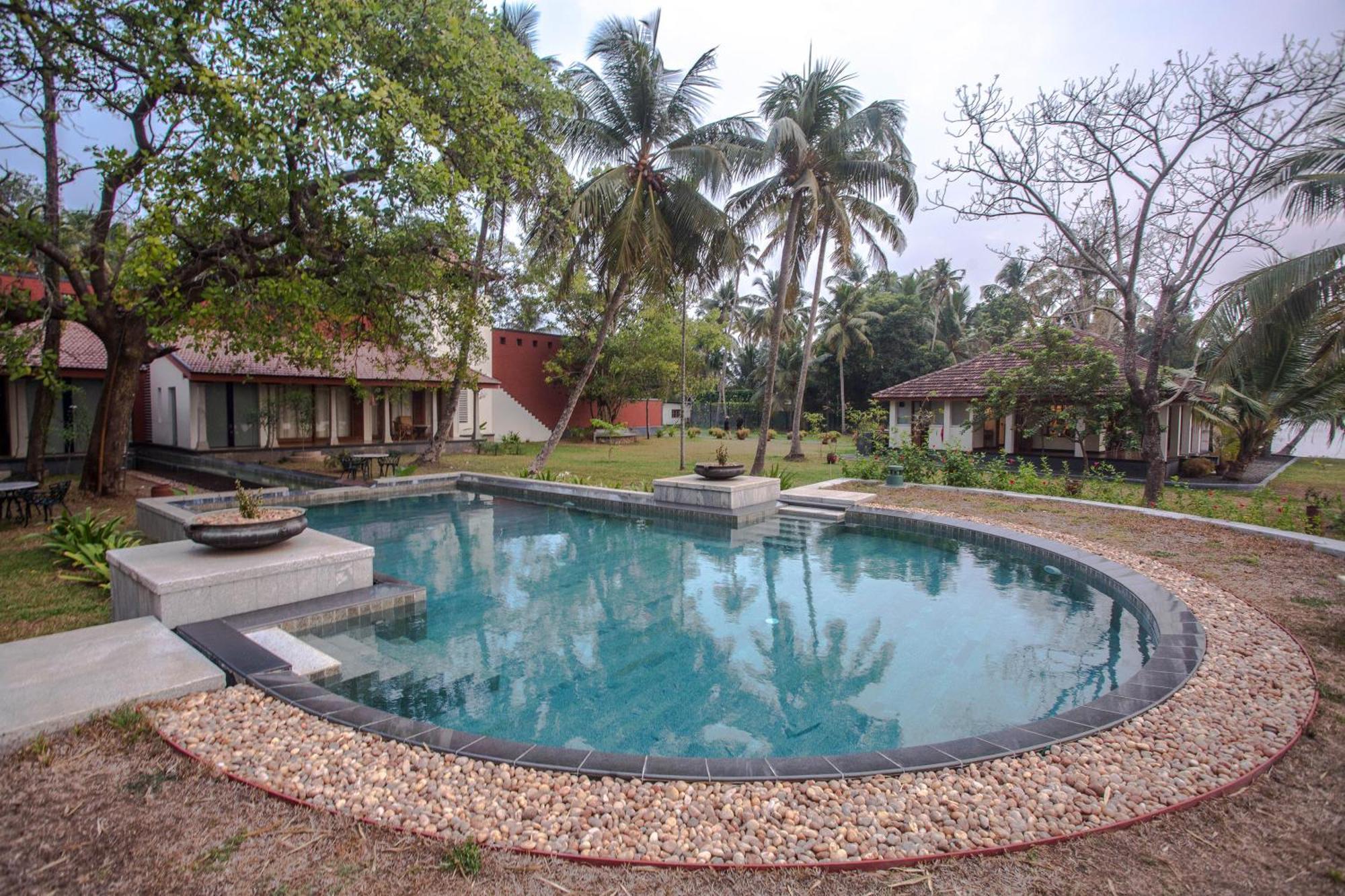 Baymaas Lake House Kochi Екстер'єр фото